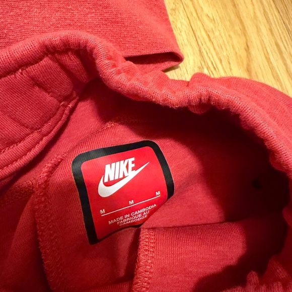 Nike Tech Kids Red Sweatshirt & Jogger Set - Picture 3 of 4